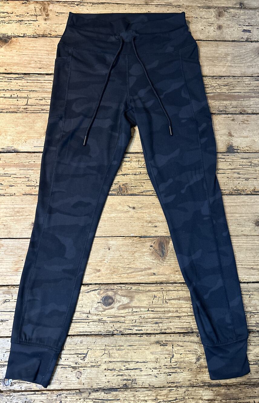 Spyder Active Women’s Size S Black Camo Jogger Pants
